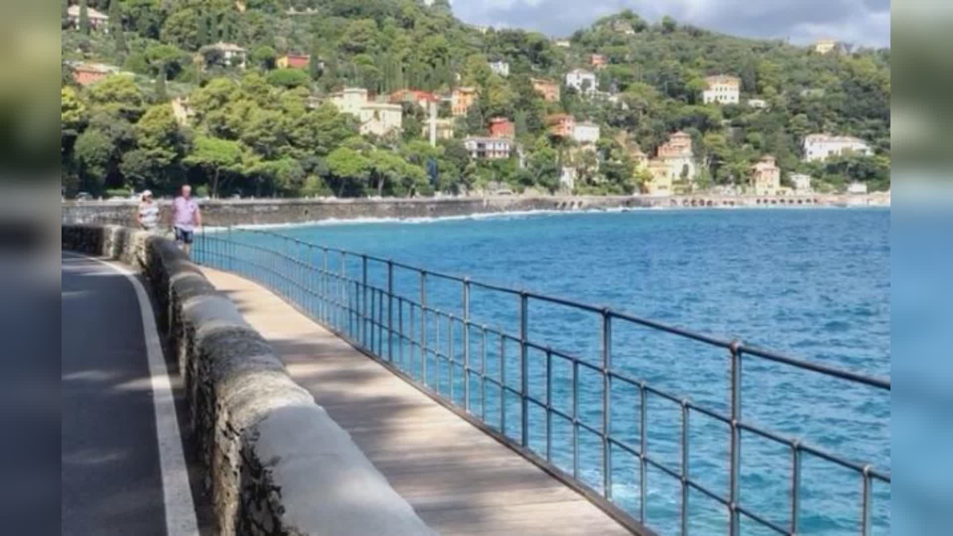 Tigullio, bus turistici Rapallo-Santa bloccano traffico, sindaci: "Serve almeno un anno per rimediare"