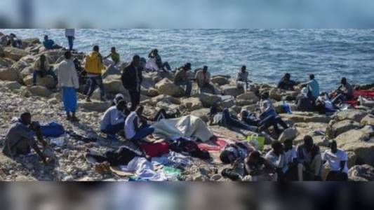 Ventimiglia: sgomberata tendopoli migranti sulla spiaggia