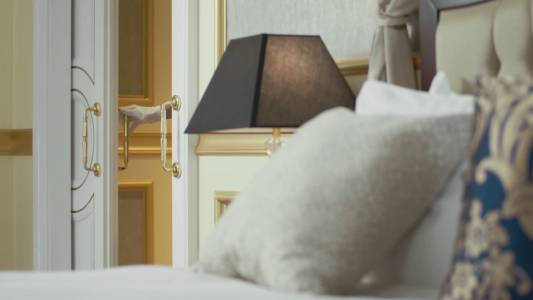 Turismo in Liguria, Werdin (Federalberghi): "Hotel lontani dal tutto esaurito, ma positivo il ritorno di visitatori russi"