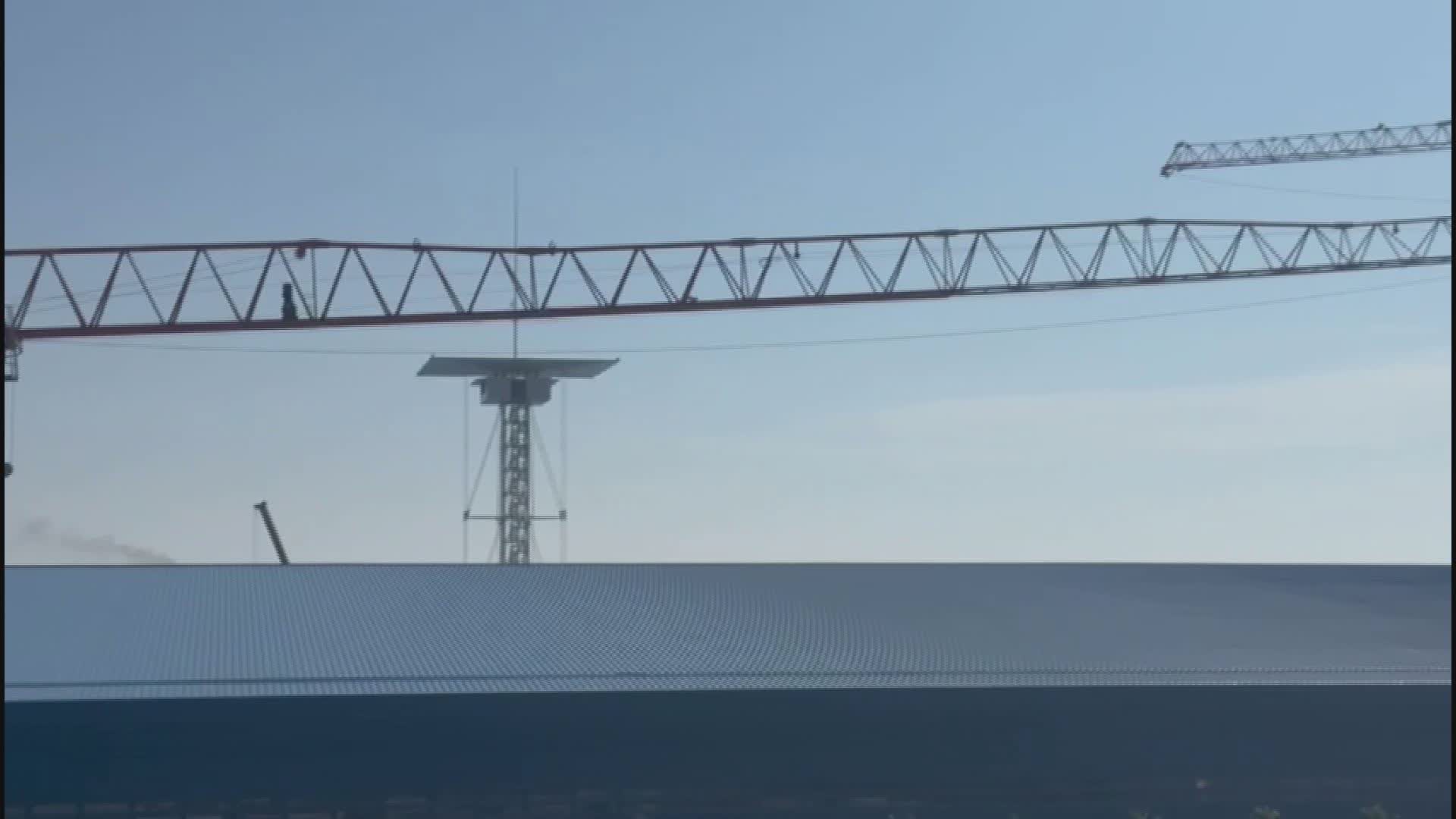 Genova, la nuova Torre Piloti fa discutere: luci troppo forti