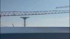 Genova, la nuova Torre Piloti fa discutere: luci troppo forti