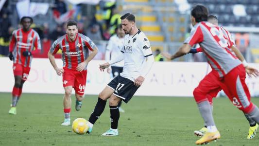 Spezia, la squadra di D'Angelo non perde mai: a Cremona finisce 1-1