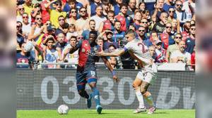 Genoa all'ultimo respiro: De Winter al 96' strappa un giusto pari con la Roma, finisce 1-1