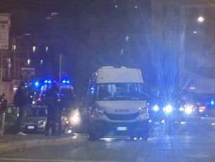 Genova, scontro sfiorato nella notte tra ultrà di Genoa e Sampdoria