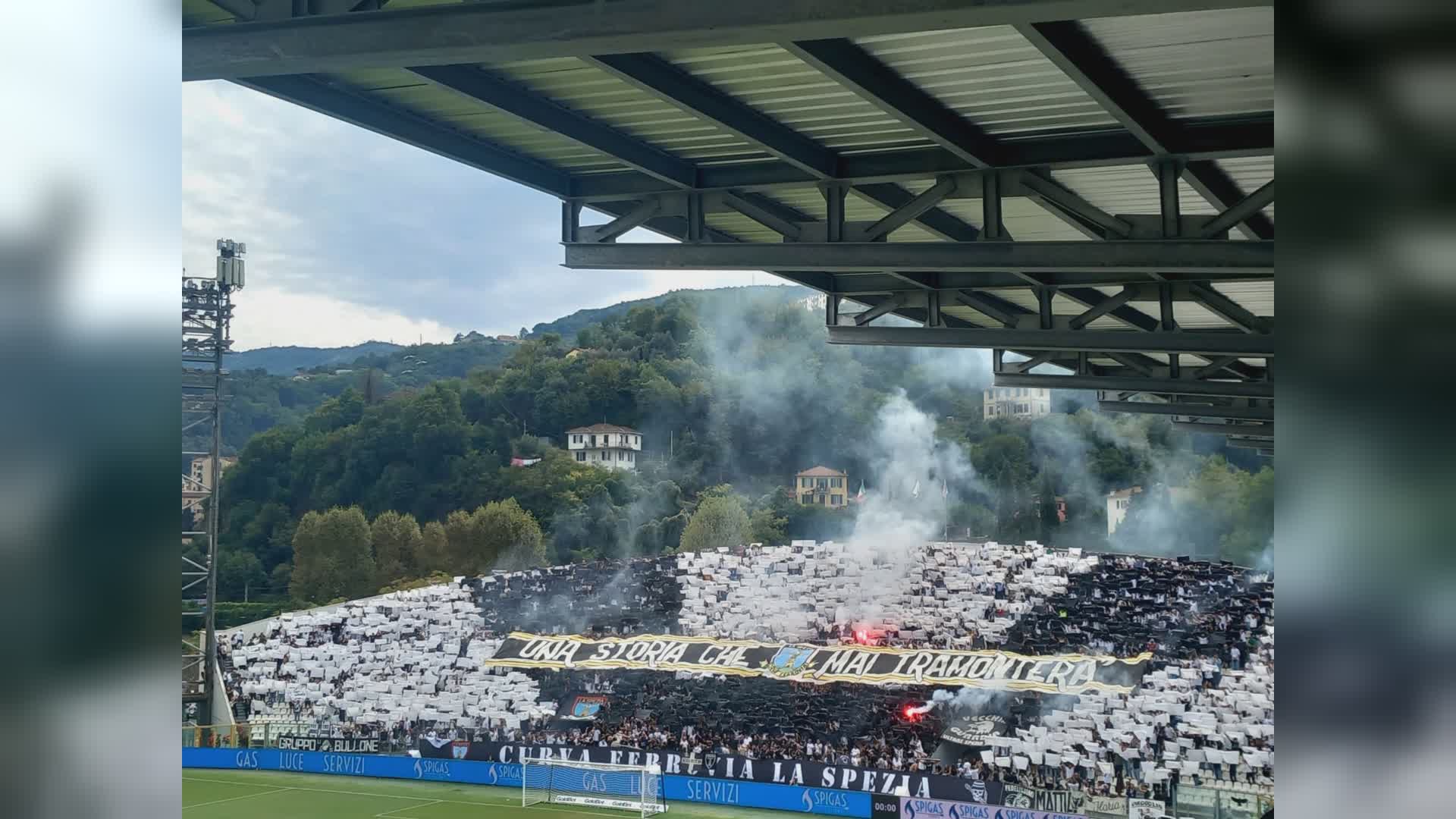 Lo Spezia cala il poker, vittoria per 4-2 nel derby con la Carrarese