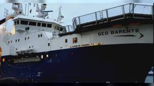 Genova, la Geo Barents attracca in porto: a bordo 205 migranti