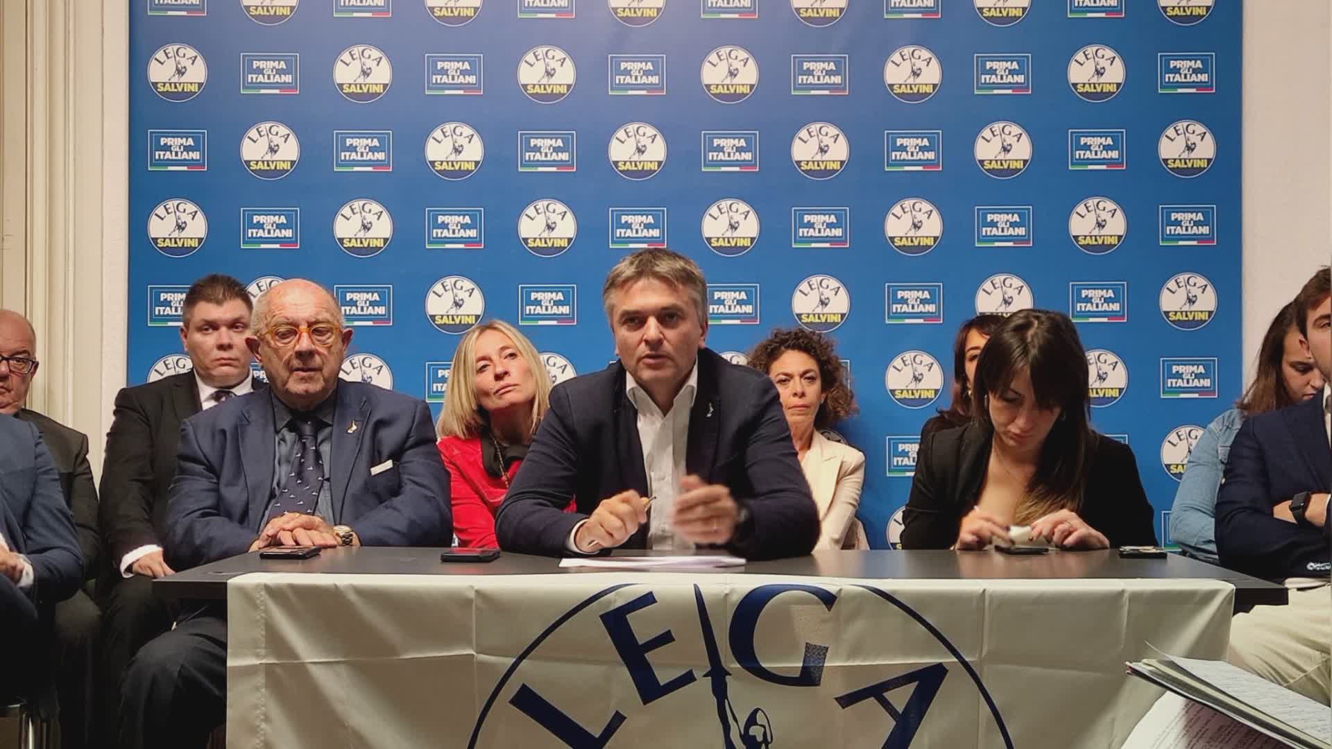 Scintille fra Bucci e Orlando, Rixi sbotta: "Mi sono rotto il c***o di passare da criminale"