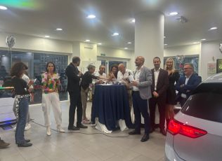 Genova, quiz e sorteggio per avere le chiavi della nuova Golf