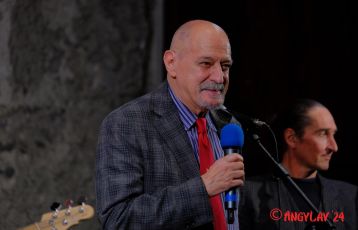 Stasera Solenghi a Scignoria!: "Vi spiego come mantengo vivo il genovese lavorando a Roma"