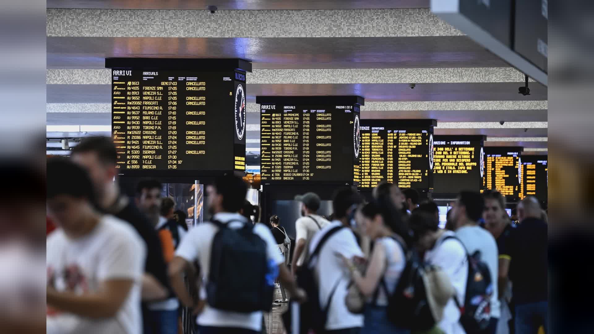 Sciopero ferrovie, adesioni al 70% e pesanti disagi al traffico anche in Liguria