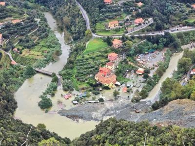 Maltempo: frana nel Savonese, creata via alternativa nell'alveo del torrente Sansobbia