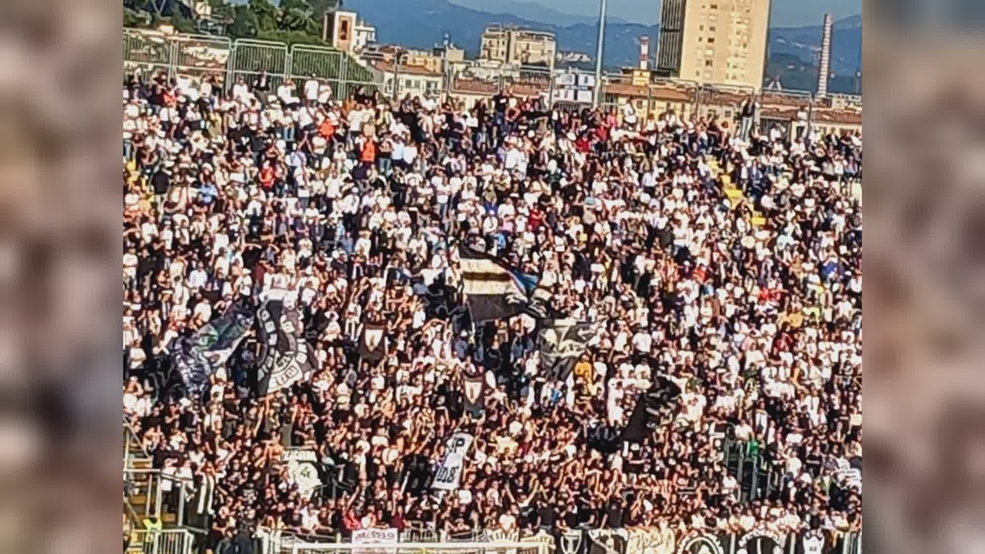 Lo Spezia non si ferma più, Modena battuto nel segno dei fratelli Esposito: 1-0 al Picco