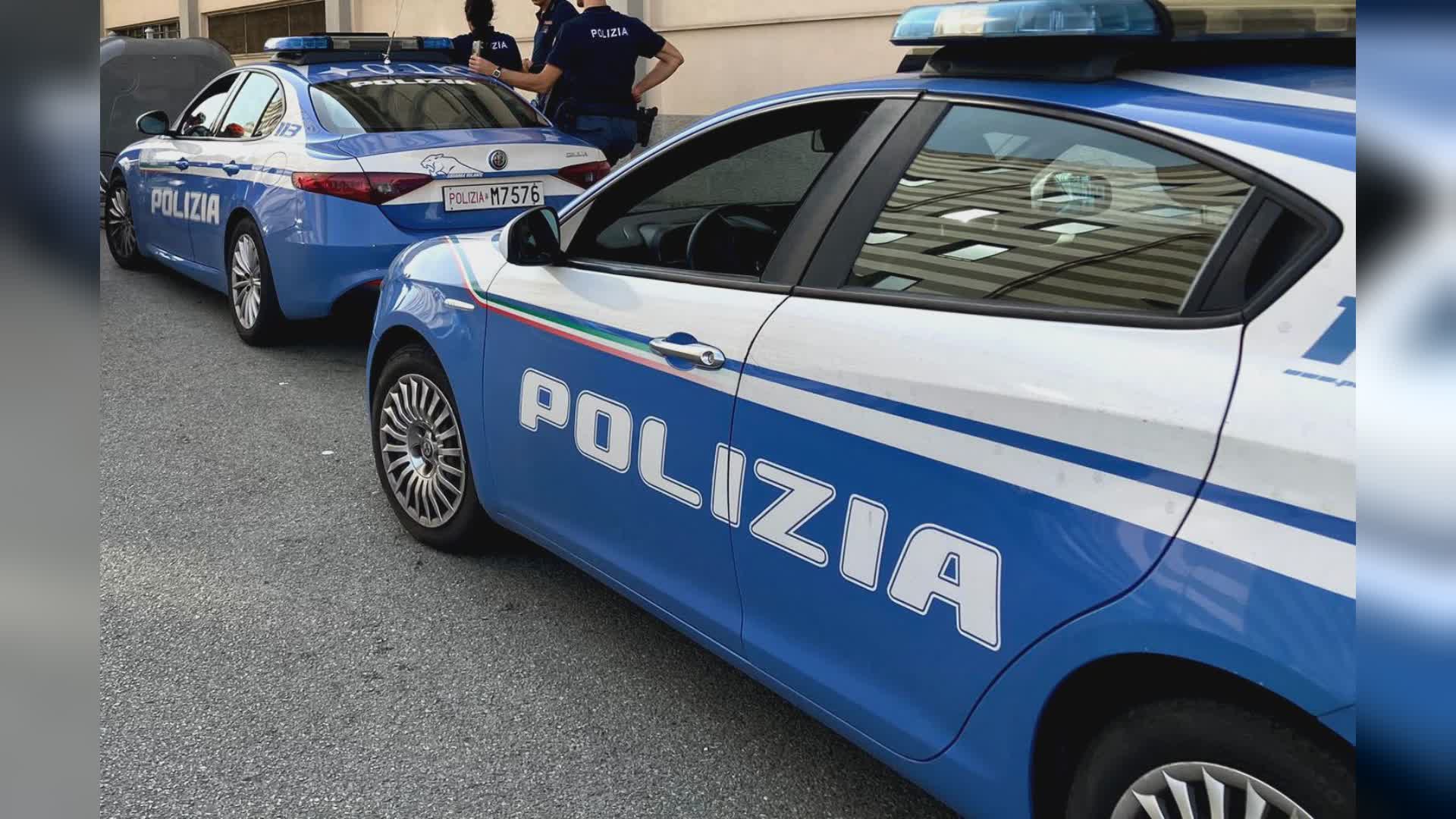 Genova, tenta di rubare 300 euro di profumi: arrestata 22enne