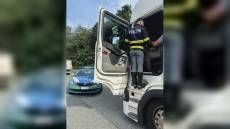 Viaggiava in autostrada su camion senza riposare e con patente scaduta: sanzionato autista turco