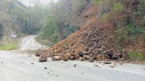 Rossiglione, frana sulla statale del Turchino: strada riaperta