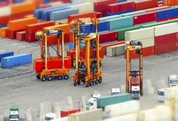 Logistica in Italia: settore stabile, ma spinta verso sostenibilità e innovazione