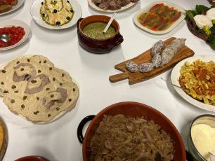 Benvenuti in Liguria tra Giusvalla, Mioglia e Piana Crixia: cucina e...maxi panchine 