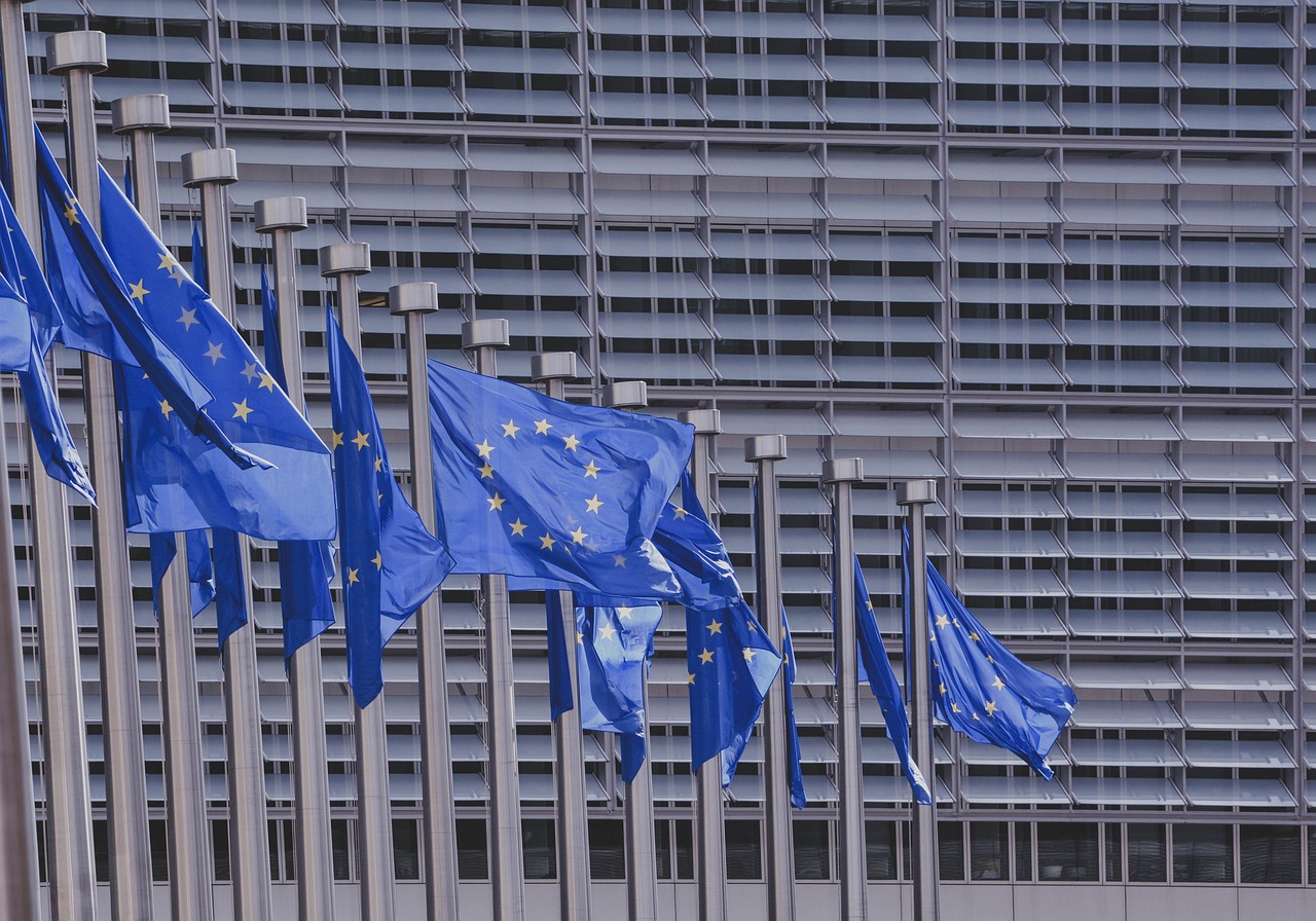 Commissione UE sollecita Slovacchia: ispezioni obbligatorie nelle gallerie della rete TEN-T