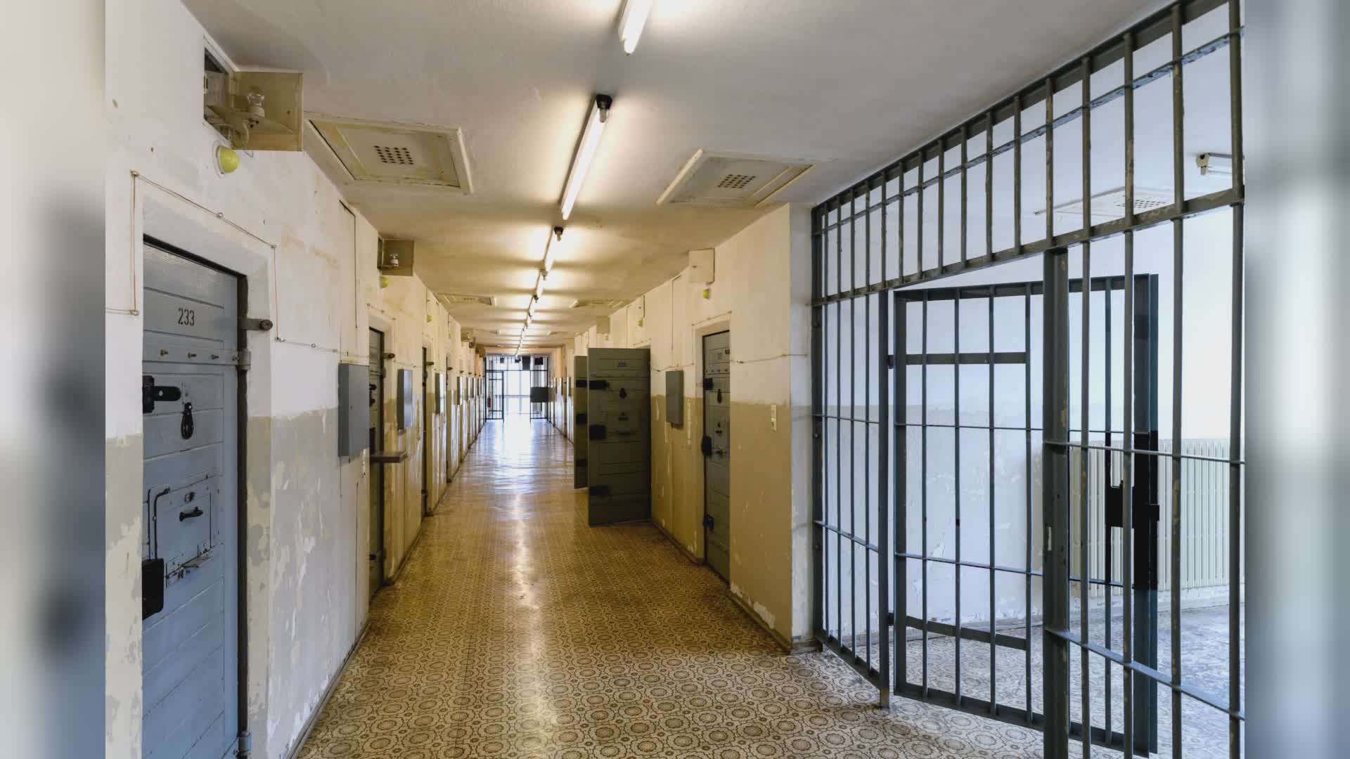 La Spezia, detenuto si toglie la vita: salgono a 83 i suicidi in carcere nel 2024