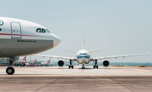 Trasporto aereo e sostenibilità: Fondazione PACTA guida il cambiamento verso la decarbonizzazione