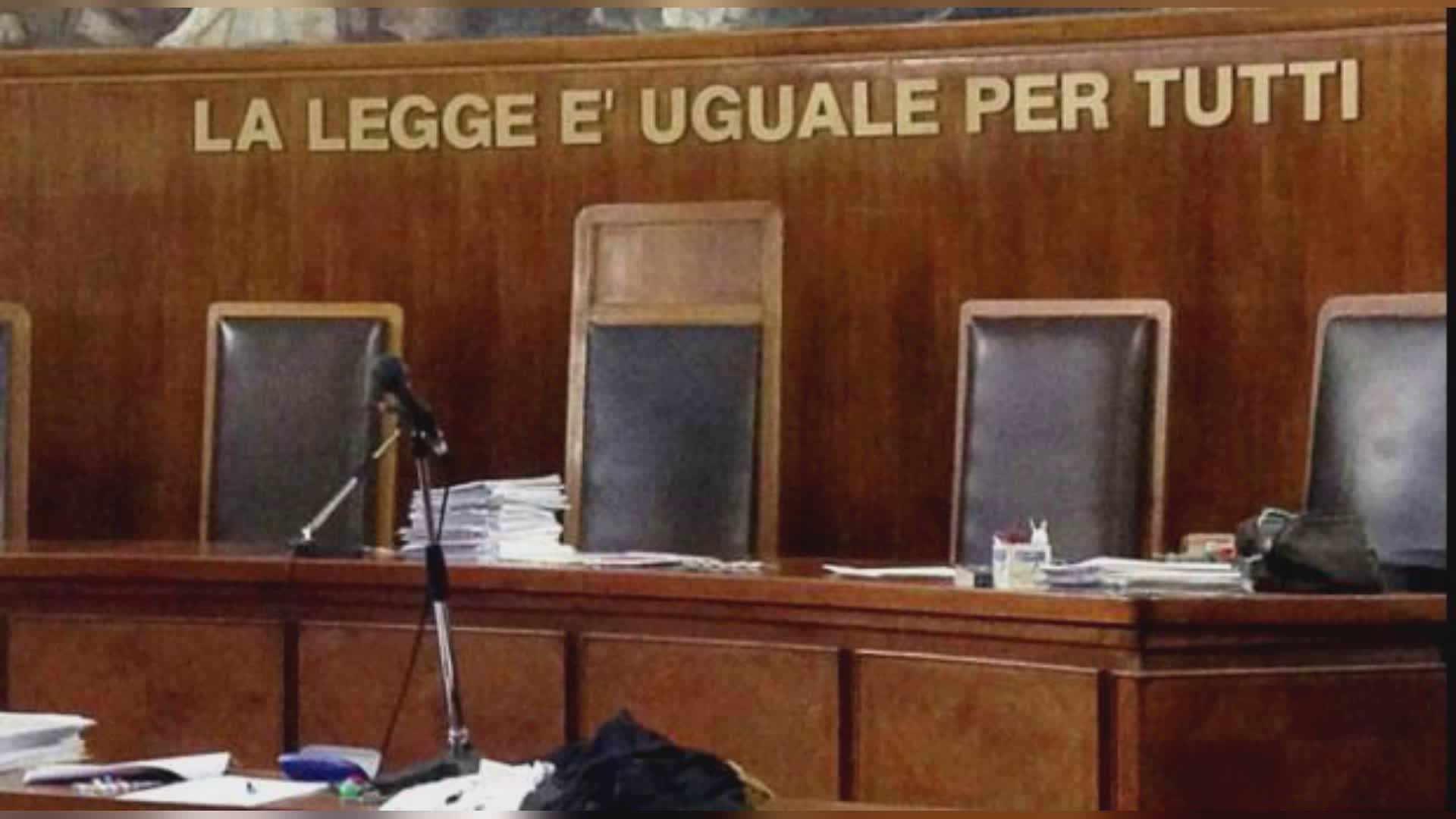 Genova: uccisero il padre, torna in Cassazione il processo a due fratelli