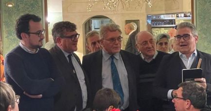 Recco: rafforzato gemellaggio con Carloforte, consegna simbolica di un 'mascolo'