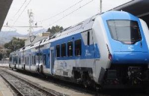 Completata la consegna dei 7 Intercity ibridi per Calabria, Basilicata e Puglia