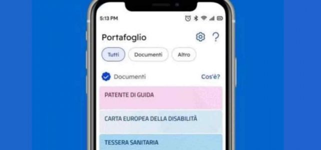 Novità, da oggi patente e tessera sanitaria si possono caricare sullo smartphone: ecco come 