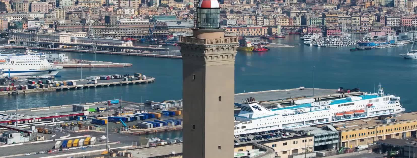 Presidente del porto, Rixi detta i tempi: "Fine gennaio". Il Pd attacca: "Lentezza inaccettabile"