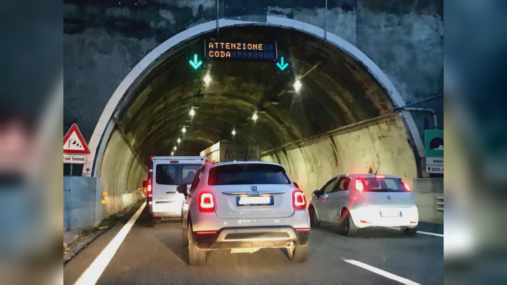 Incidente in A12, traffico a lungo bloccato tra Sestri Levante e Lavagna verso Genova