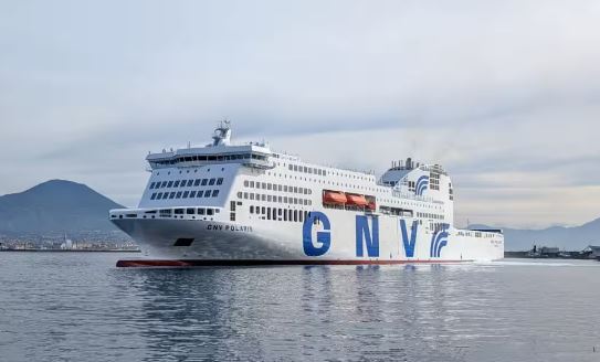 GNV Polaris arriva a Napoli: nuovo traghetto green per la tratta Genova-Palermo