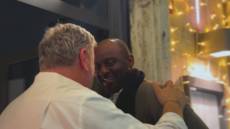 Genoa, cena di Natale stellata al San Giorgio: menù piemontese e torta di compleanno per Bani