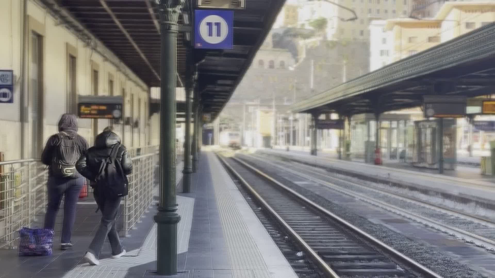 Violenza sui mezzi pubblici, la capotreno: "Situazione intollerabile, abbiamo paura"