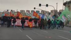 Genova, chiuso il corteo dei metalmeccanici: nella mattinata traffico in tilt nel Ponente cittadino