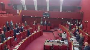 Incidente mortale nel porto di Pra', le reazioni della politica. A Genova osservato un minuto di silenzio in consiglio comunale