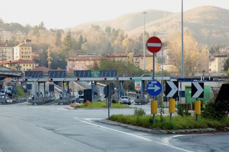Busalla: disagi e code al casello della A7, la richieste dell'opposizione metropolitana e regionale