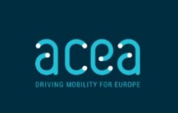 Mercato auto UE in calo: novembre segna -1,9% di immatricolazioni, frenata per i veicoli elettrici