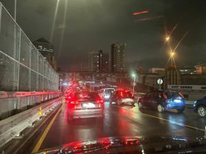 Traffico cittadino ancora nel caos: tutti fermi all'uscita di Genova Ovest