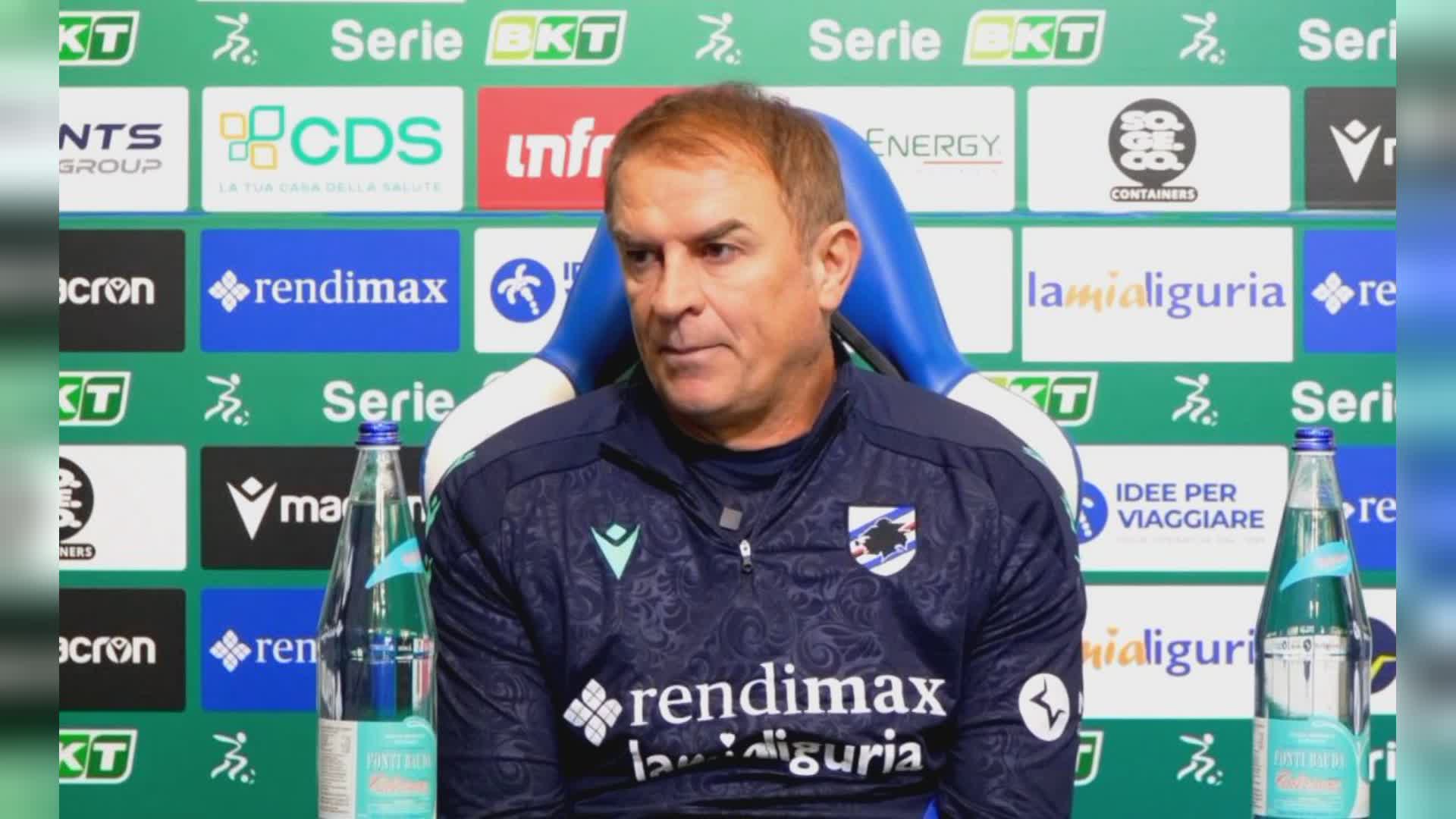 Sampdoria, Semplici: "Giusto ripartire dal 3-5-2. Se sono qui è perché c'erano problemi"