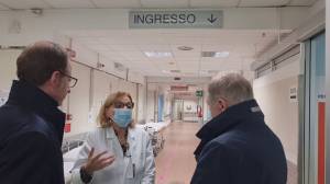 Genova, pronto soccorso affollati: blitz di Bucci e Niccolò