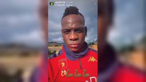 Balotelli, video su Instagram con la maglia del Genoa: un messaggio alla società?