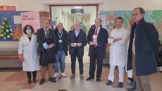 Genova, Bucci al Gaslini e al San Martino: "Strutture preziose per i liguri"