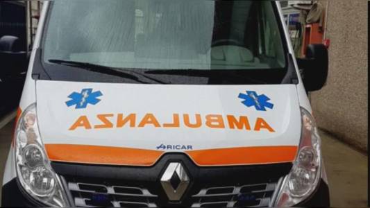 Genova: scontro tra auto e ambulanza con paziente in codice rosso