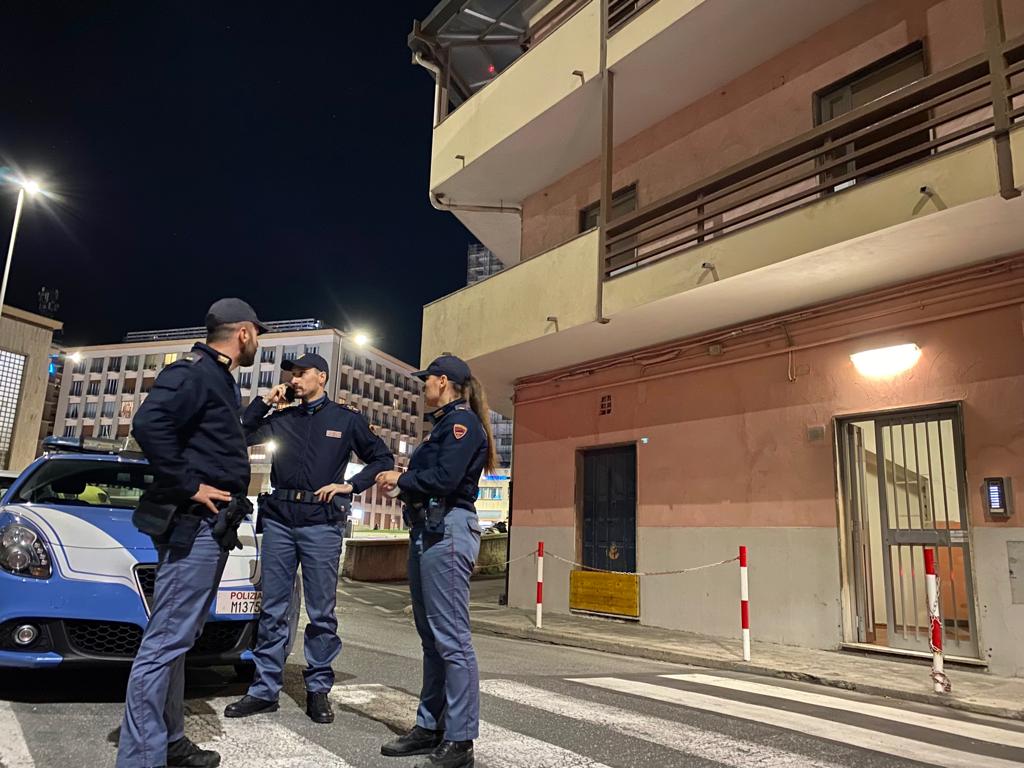 Genova: ruba carta di credito e la usa subito in un negozio, arrestato