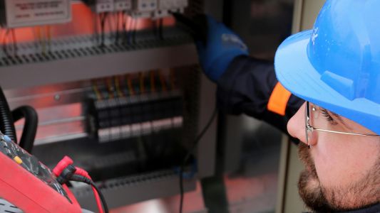 Sicurezza sul lavoro, l’urgenza di gestire le nuove sfide per la rivoluzione elettrica