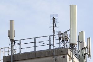 Genova, via libera della commissione al regolamento sulle antenne 5G: ora il voto in Consiglio