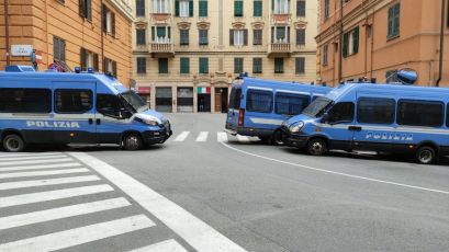 Genova blindata per le manifestazioni antifasciste, traffico deviato verso il centro 