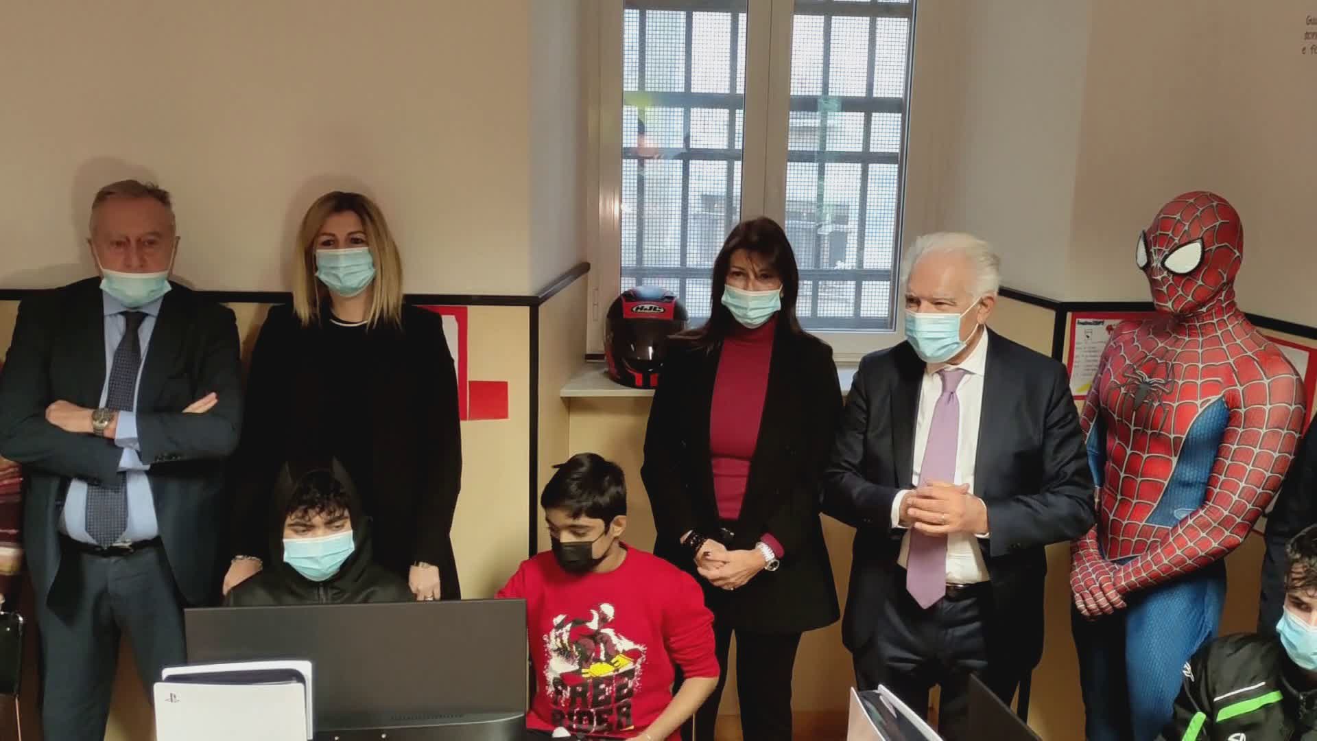 Genova, ecco l'hub' Vincere Insieme': giochi da tavolo e calcio virtuale per i pazienti del Gaslini