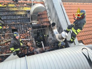 Genova: domato principio di incendio nella multisala, evacuati i locali dei Magazzini del Cotone, un intossicato dal fumo