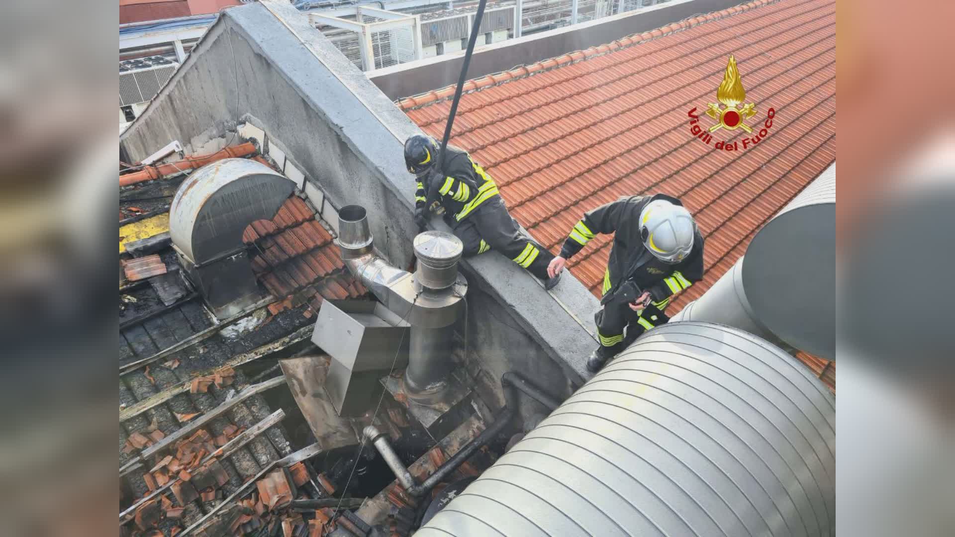 Genova: incendio ai Magazzini del Cotone, Procura apre inchiesta